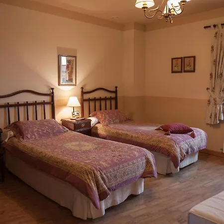 Country house La Casa Del Maestro Tardelcuende