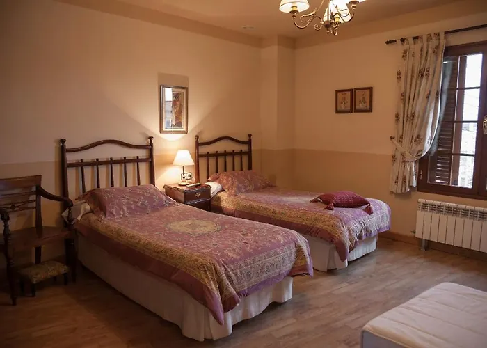 Landhuis La Casa Del Maestro Tardelcuende